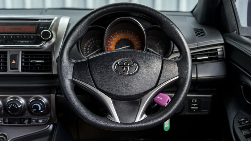 Toyota Yaris มือสอง (16)