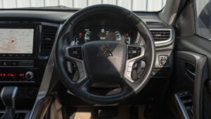 Mitsubishi Pajero Sport (22)