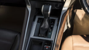 Mitsubishi Pajero Sport (24)