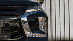 Mitsubishi Pajero Sport (6)
