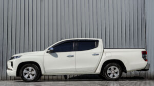 Mitsubishi Triton (7)
