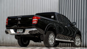 Mitsubishi Triton (9)