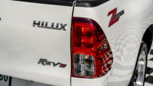 Toyota Revo (10)