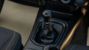 Toyota Revo (19)