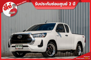 Toyota Revo (2)
