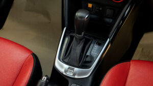 Mazda 2 (19)
