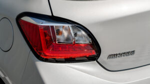 Mitsubishi Mirage (10)