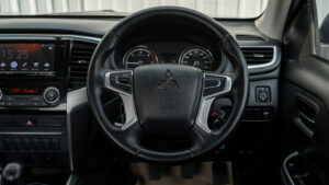Mitsubishi Triton (16)