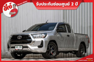Toyota Revo (2)