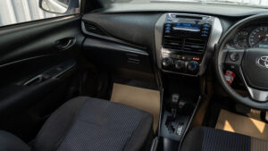 Toyota Yaris (16)
