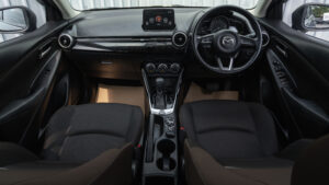 Mazda 2 (16)