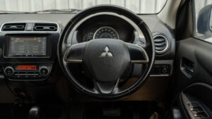 Mitsubishi Mirage (14)