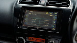 Mitsubishi Mirage (18)