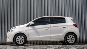 Mitsubishi Mirage (6)