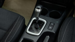 Toyota Revo (17)