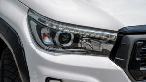 Toyota Revo (6)