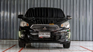 Mitsubishi Attrage (3)