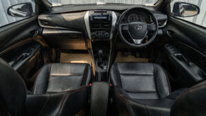 Toyota Yaris (15)