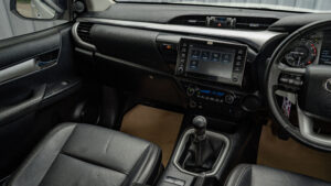 Toyota Revo (19)