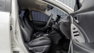 Mazda 2 (12)
