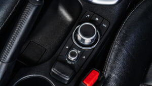 Mazda 2 (20)