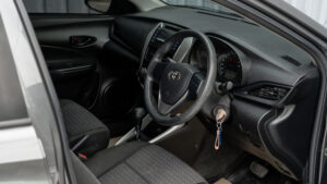 Toyota Yaris Ativ (11)