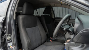 Toyota Yaris Ativ (13)