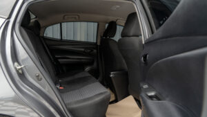 Toyota Yaris Ativ (14)