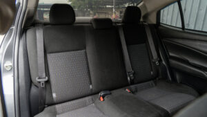 Toyota Yaris Ativ (15)