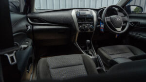 Toyota Yaris Ativ (23)