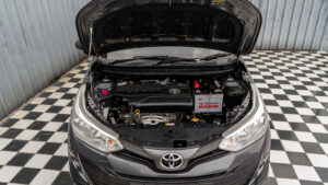 Toyota Yaris Ativ (3)