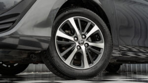 Toyota Yaris Ativ (6)